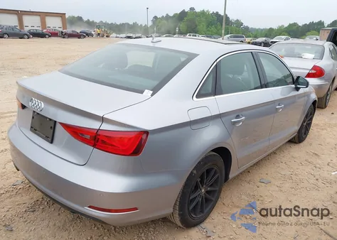 2015 Audi A3 1.8T Premium z USA, uszkodzony, nr VIN WAUCCGFF4F1129058